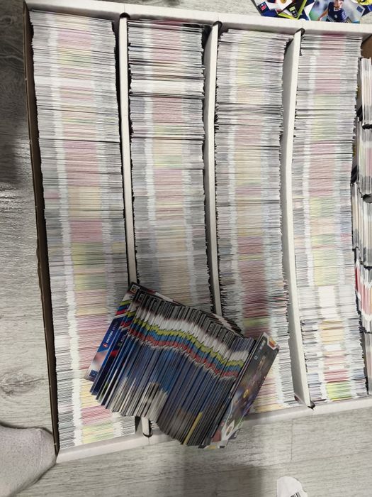 Panini AdrenalynXL FIFA 365 2026 bulk karty bazowe - ok. 3800 sztuk!