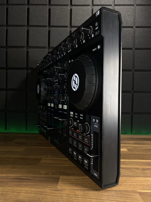 NI Traktor Kontrol S4 MK1 (Доставим курьером - БЕСПЛАТНО!)