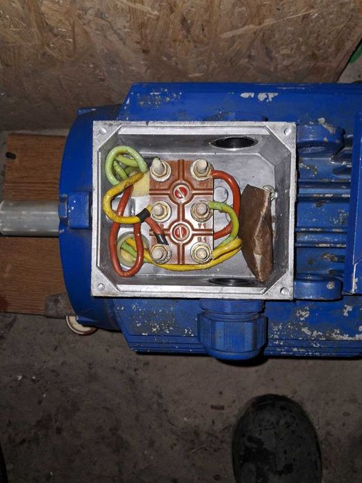 Продам двигун 5.5кВт