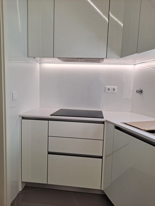 Apartamento T1 - NOVO com Garagem ( próximo da Universidade Católica/ Lusíada)