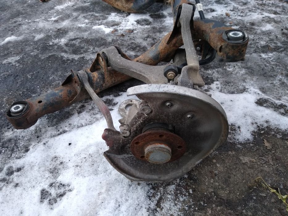 Zawieszenie tył audi a4 B8 komplet