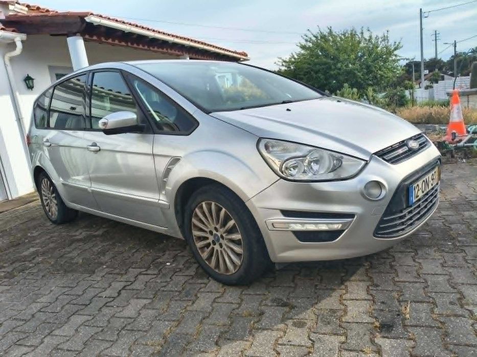 Ford S-Max 1.6 TDCi (2014) –  180.000 km – Muito Económica e Espaçosa