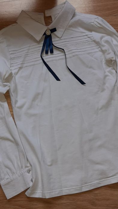 Реглан белый,в отличном состоянии