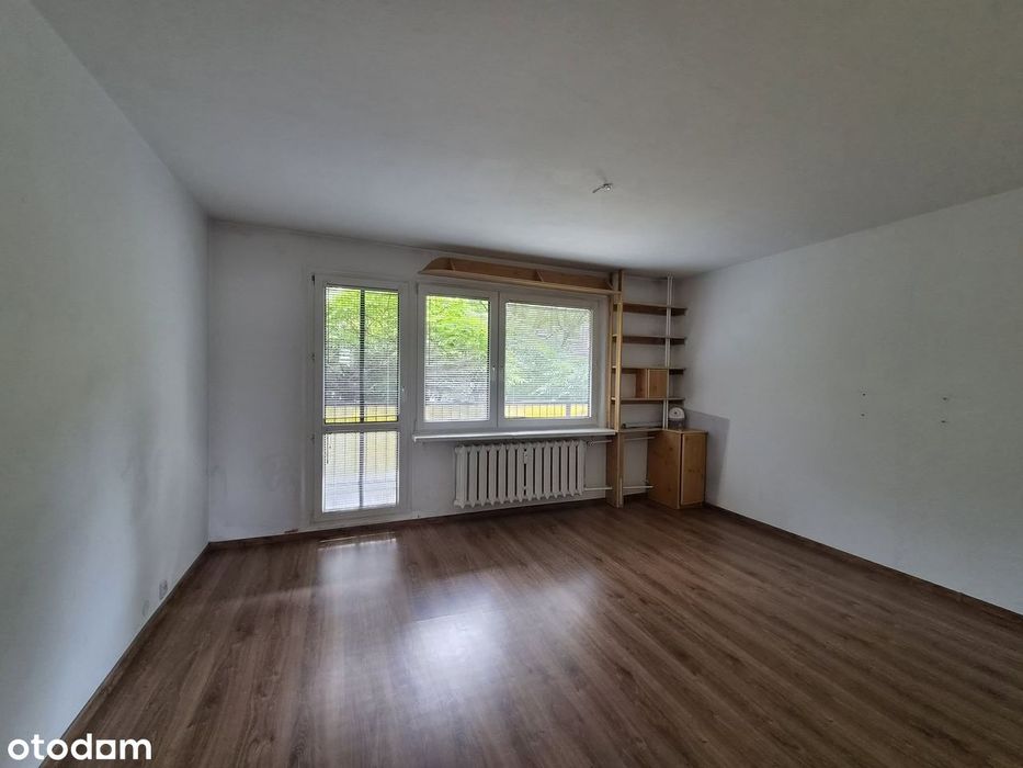 Konin, os. Chorzeń - ul. Makowa - parter - balkon 2/3 pokoje -48 m2