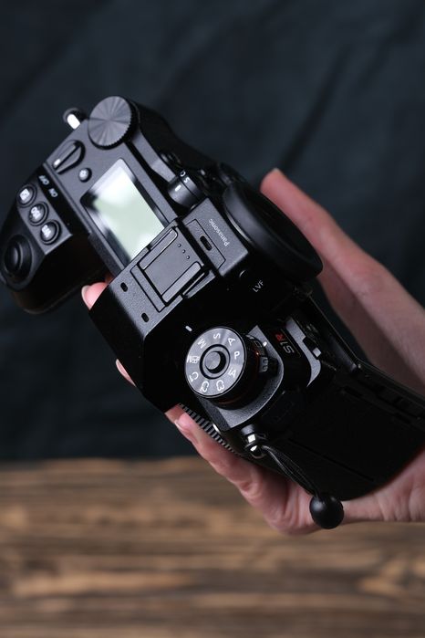 Panasonic S1R l mount