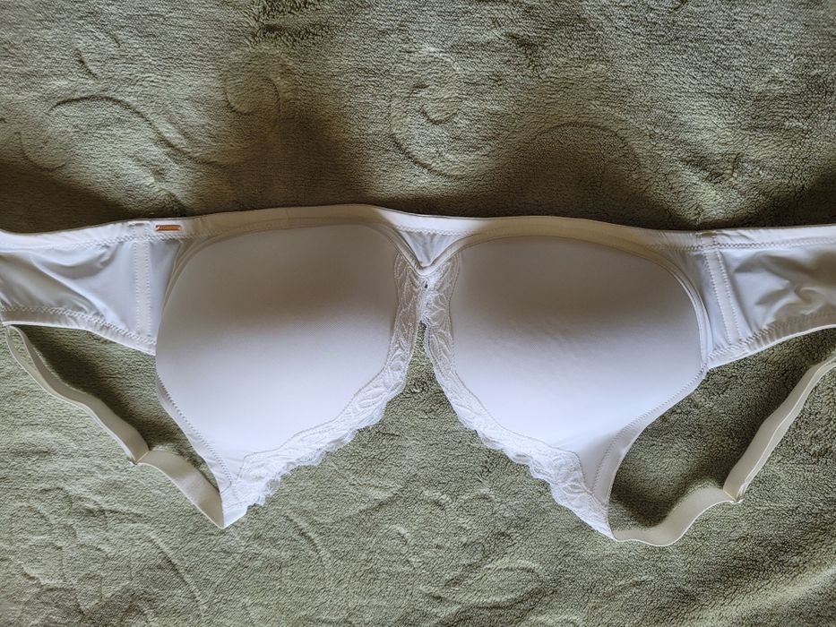 Biustonosz stanik bez fiszbin biały E80