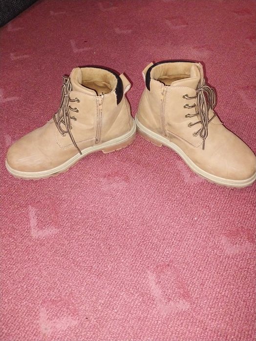 Ботинки на хлопчика 39р