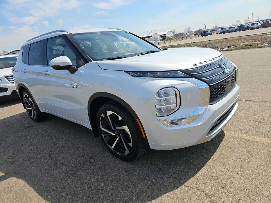 2023 Mitsubishi Outlander PHEV 40th Anniversary Edition