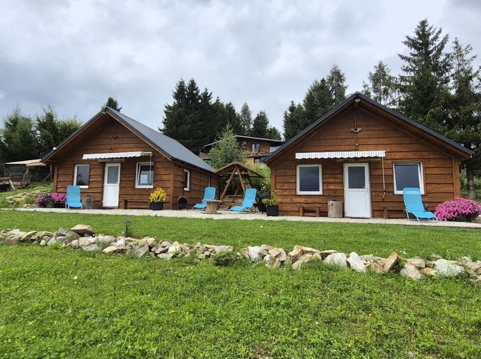 Na sprzedaż wyjątkowa nieruchomość inwestycyjna – 2 domki całoroczne | Komarno | Karkonosze