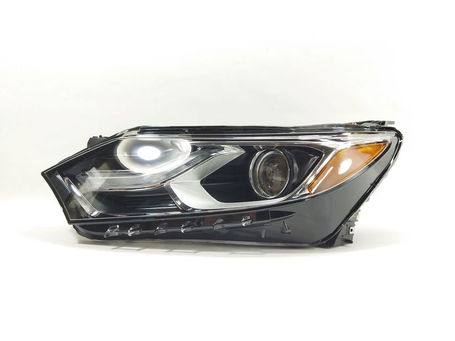 Фара передня ліва (HALOGEN) Chevrolet Equinox 2017-2020 84258447