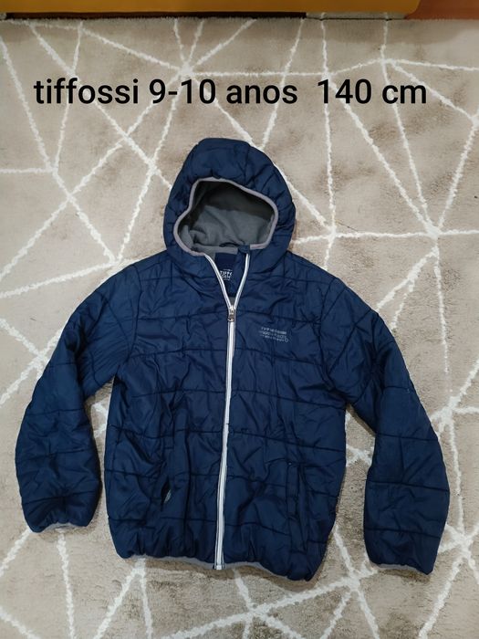 Casacos e coletes para  menino