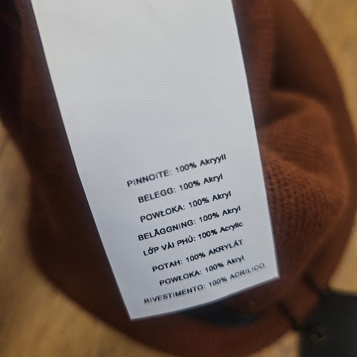 Nowa brązowa czapka beanie Mennace