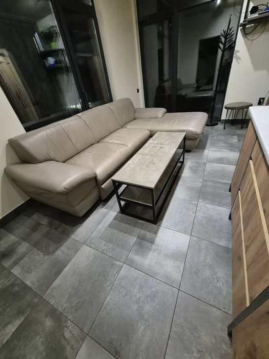 Відпочинок на природі,  подобово