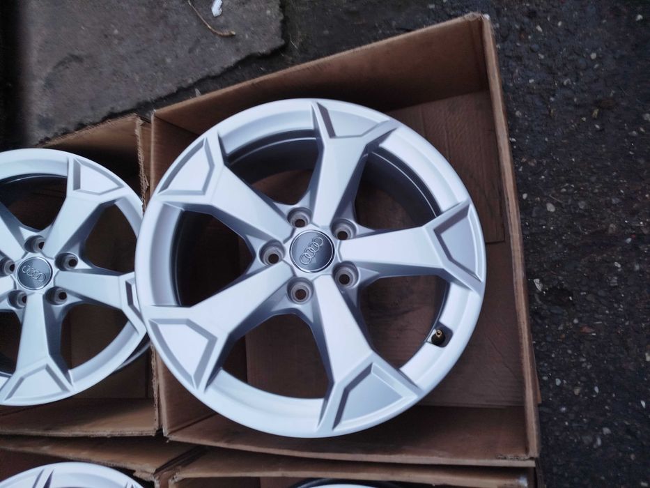 A302# Alufelgi 17" 5x112 Et 38 6,5J Audi A3, A4, Q3