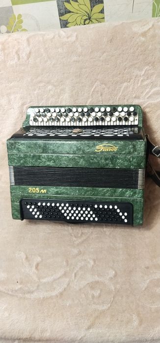 3/4 Тульський баян, красивий робочий.