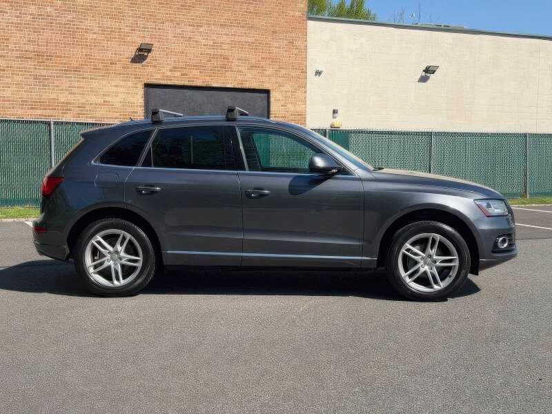 2016 Audi Q5 2.0T quattro Premium Plus