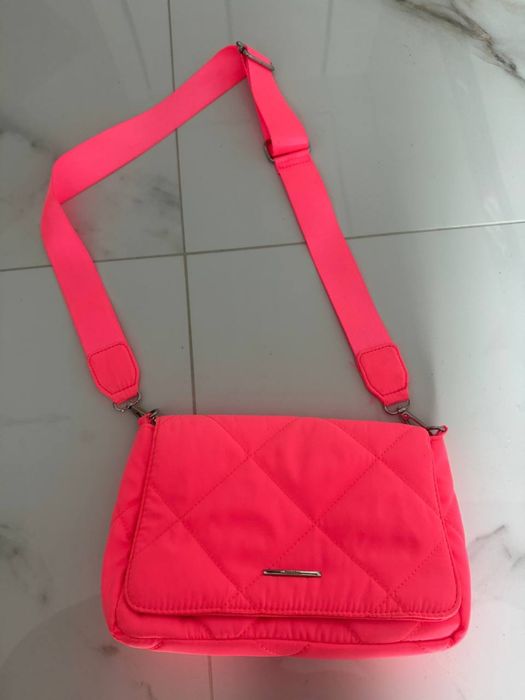 Продам сумку Bershka