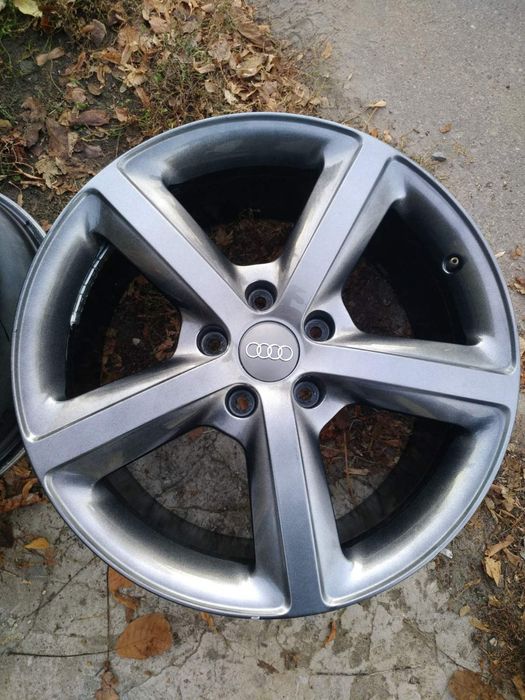 Оригинальные диски  AUDI R20