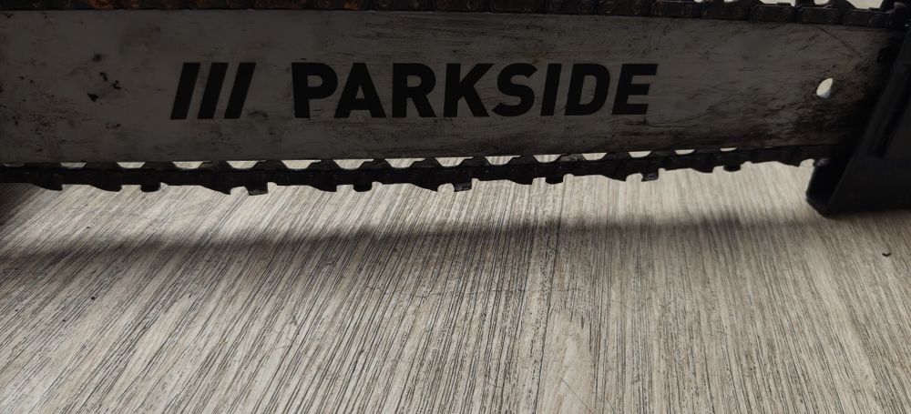 Motosserra elétrica Parkside 2200w