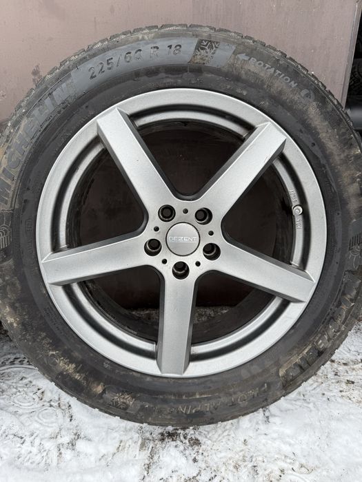 Komplet kół zimowych 5x108 Ford Volvo 225/60/18 Michelin