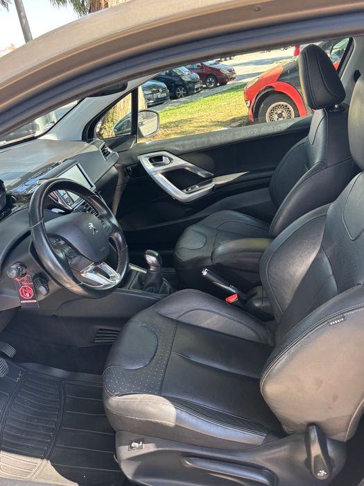 Peugeot 208 1.6 BlueHDI Active 100cv