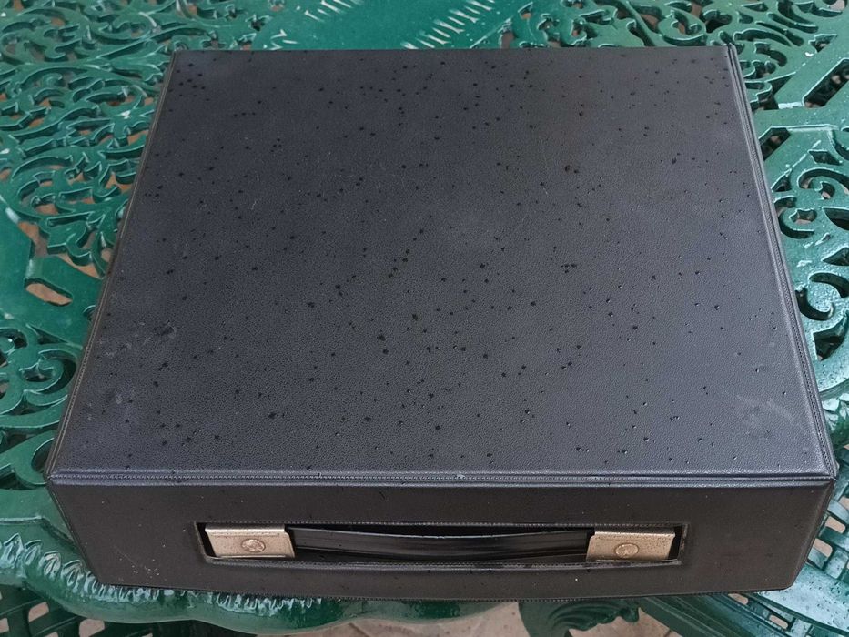 Máquina escrever UNIS tbm de Luxe