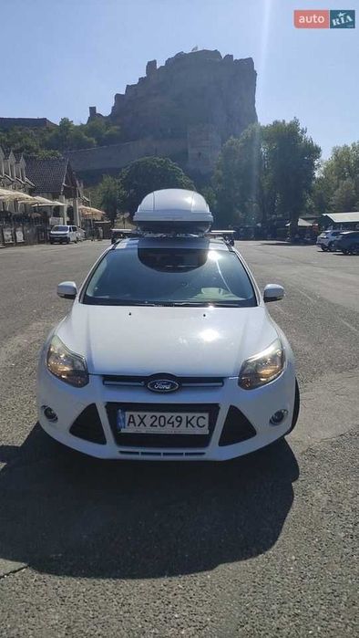 продам автомобіль FORD Focus III
