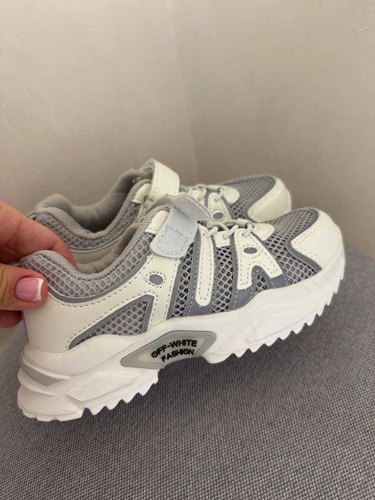 Кросівки сітка 19 см