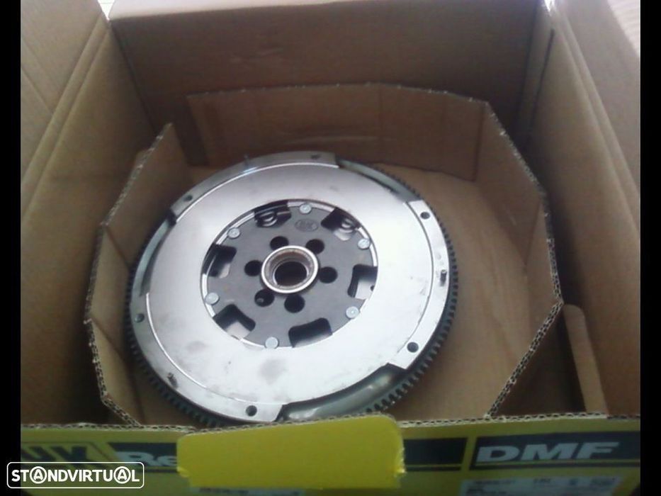 kit embraiagem com volante LUK vw golf IV 4 1.9 TDI 115 cv AJM (NOVO)