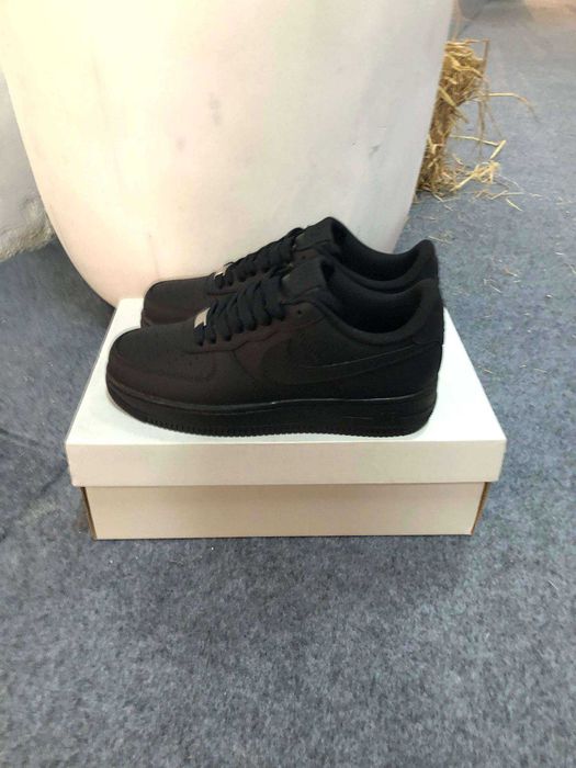 Nike Air Force 1 Low Czarny r.40,5