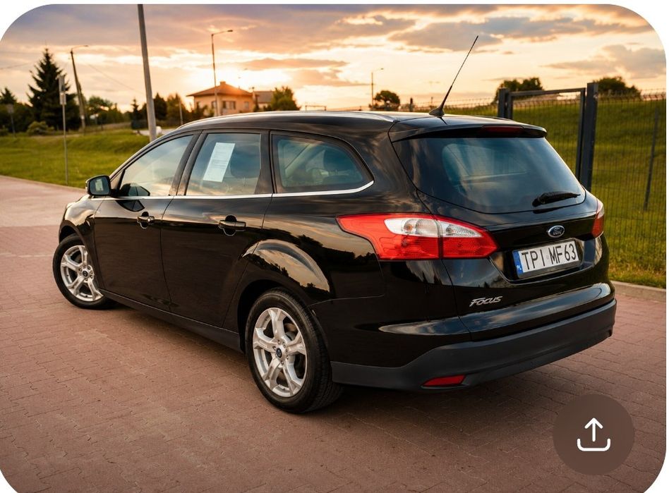 Ford Focus Mk3 1.6 zadbany, w pełni sprawny, bez wkł
2012

Rok produkcji