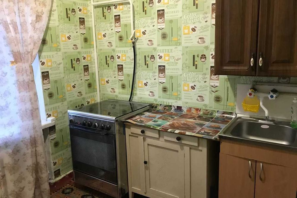 Сдам у довгострокову оренду однокімнатну квартиру у центрі