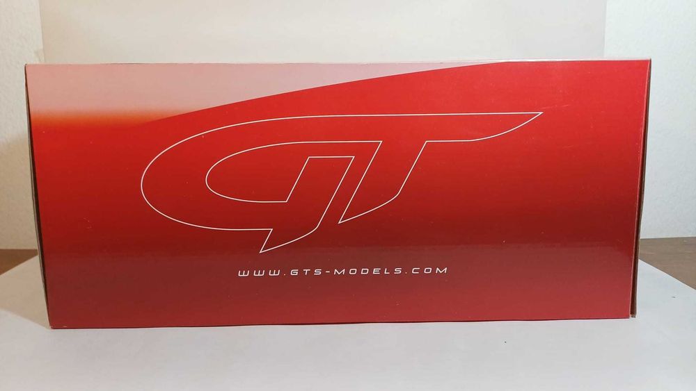 1/18 Mercedes G63 AMG 6X6 - GTSpirit GT100