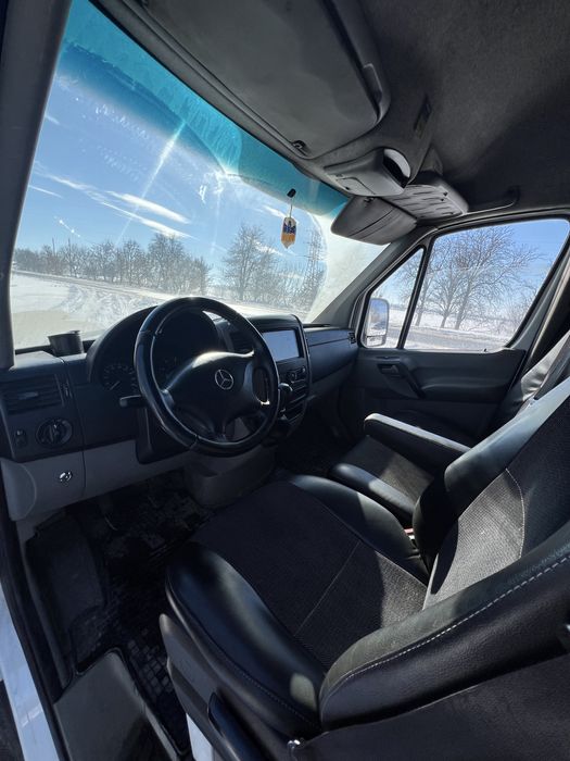 Мерседес спринтер