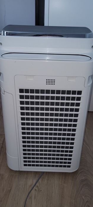 Oczyszczacz powietrza sharp KC-D50EU-W