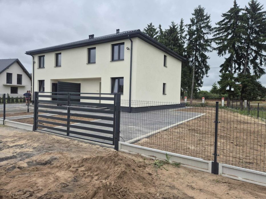 Sprzedam dom w zabudowie bliźniaczej