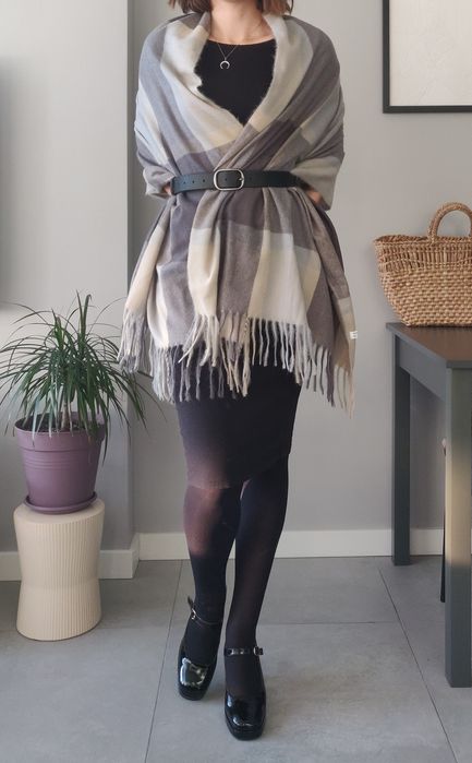 Шарф жіночий сірий