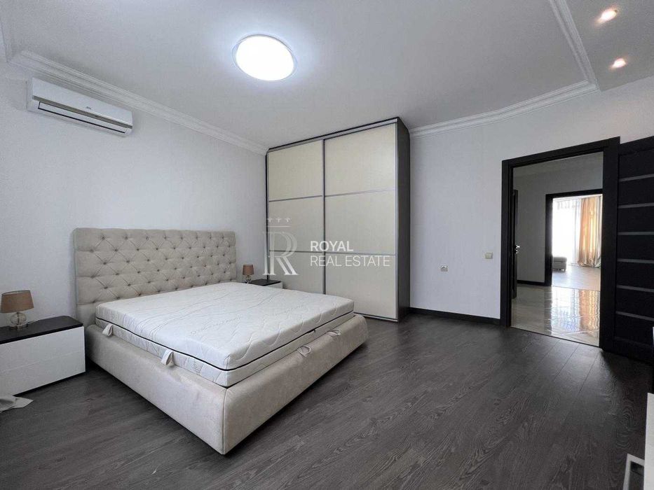 Оренда Квартира Київ ЖК Park Stone 3 кімнати 116 м² 4/22 поверх 2 спальні Кухня-вітальня Якісний ремонт Балкон Паркінг Охорона Набережна