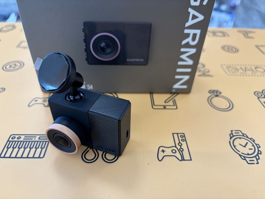 Nowa! Kamera samochodowa Garmin Dash Cam 54 + SD 64GB od HALOgsm Łódź
