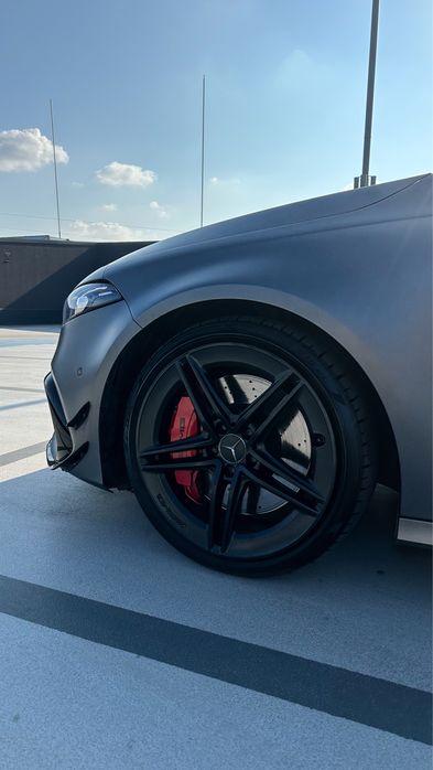 MERCEDES-AMG A45S | Wynajem aut sportowych, luksusowych i premium