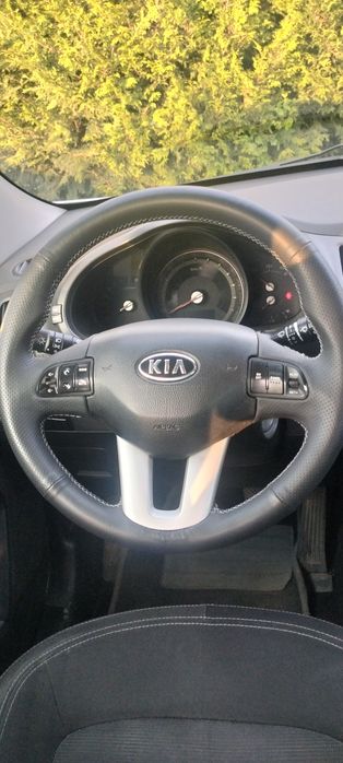 Кia Sportage 1.6  2010