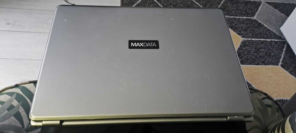 Laptop Maxdata ECO 4510 IW