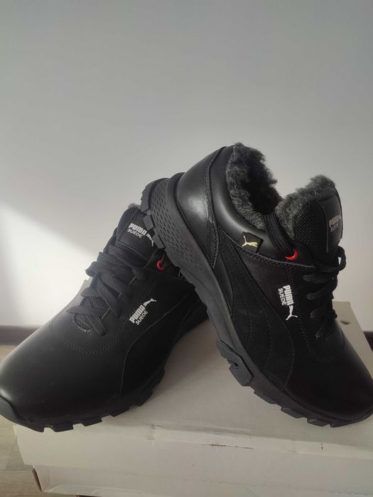 Кросівки чоловічі зимові 40 розмір