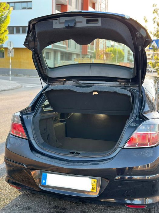 Opel Astra GTC 1.3 CDTi