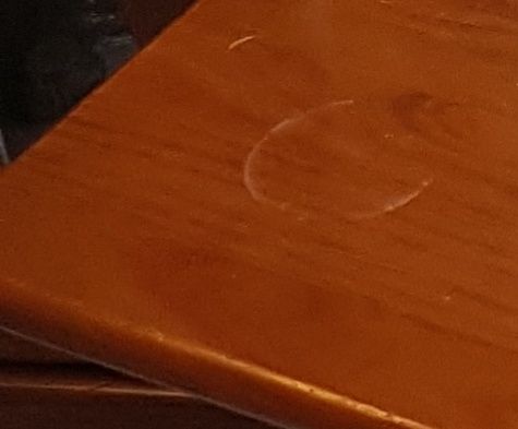Vendo mesa apoio em pinho tratado cor mel da marca Cerne, original