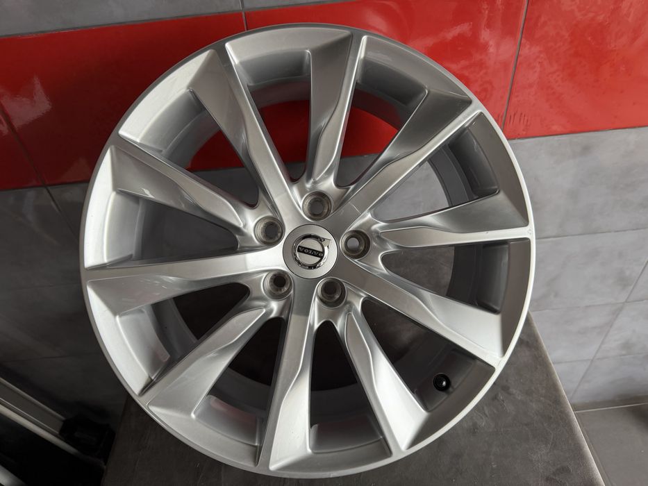 Felgi 18 5x108 Volvo XC40 XC60 S60 S80 V60 ORYGINAŁ