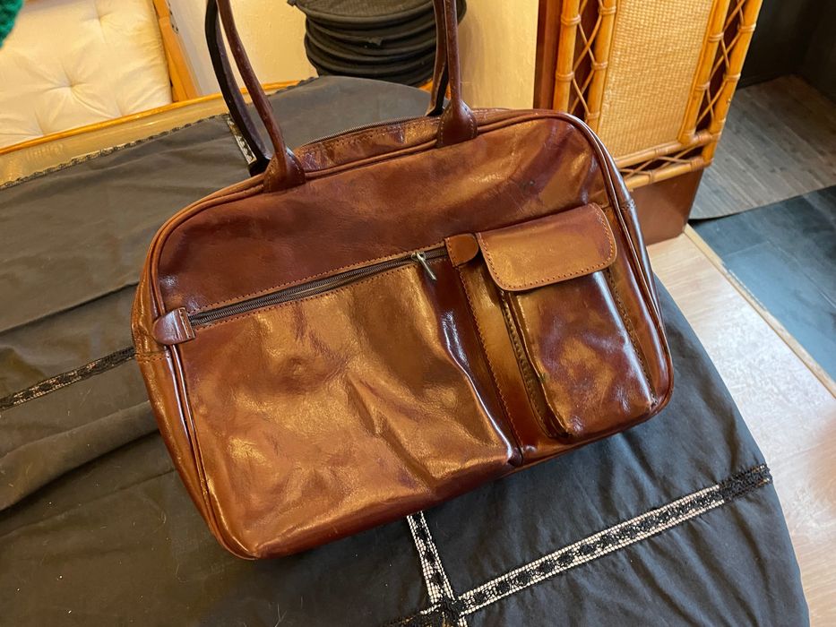 Bolsa em pele marca Velvet’s