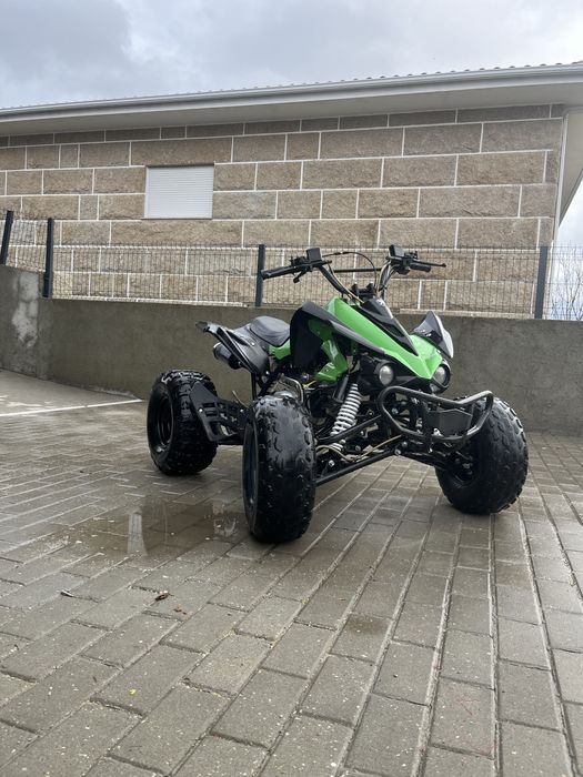 Moto 4 110cc semi-nova