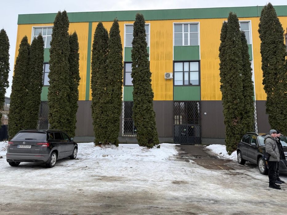 Оренда сучасного виробничо-складського приміщення в Рівному