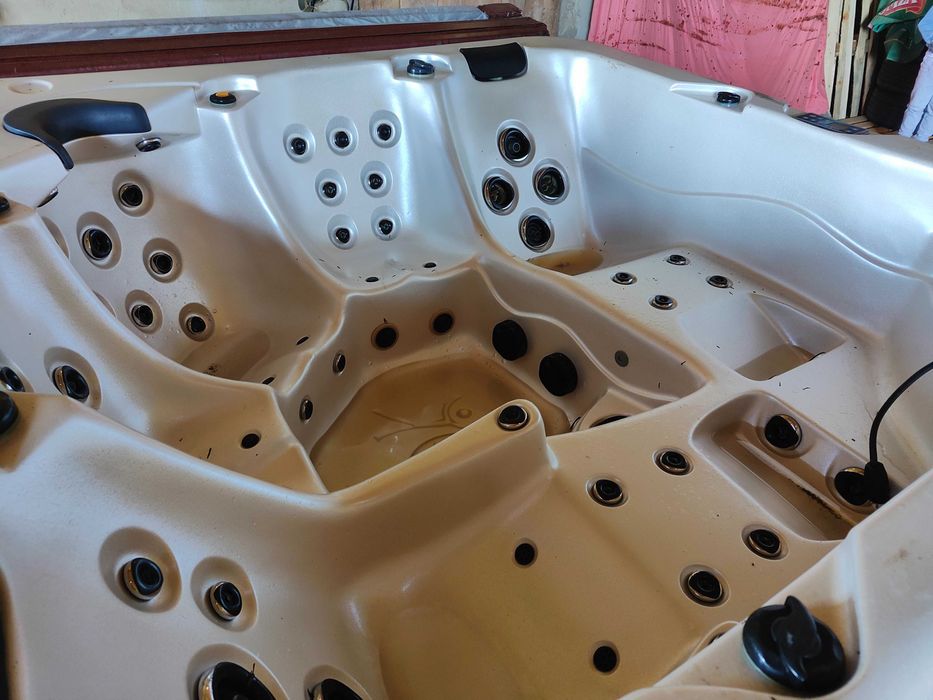 Wanna spa , jacuzzi ogrodowe , basen spa , balia , bania - USA